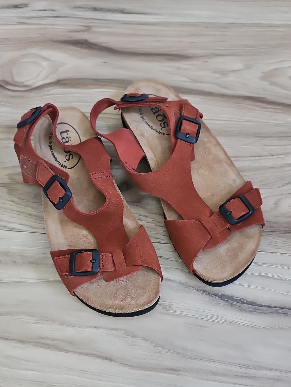 Taos Footwear Women's Rust-Orange Adjustable Buckle Sandals